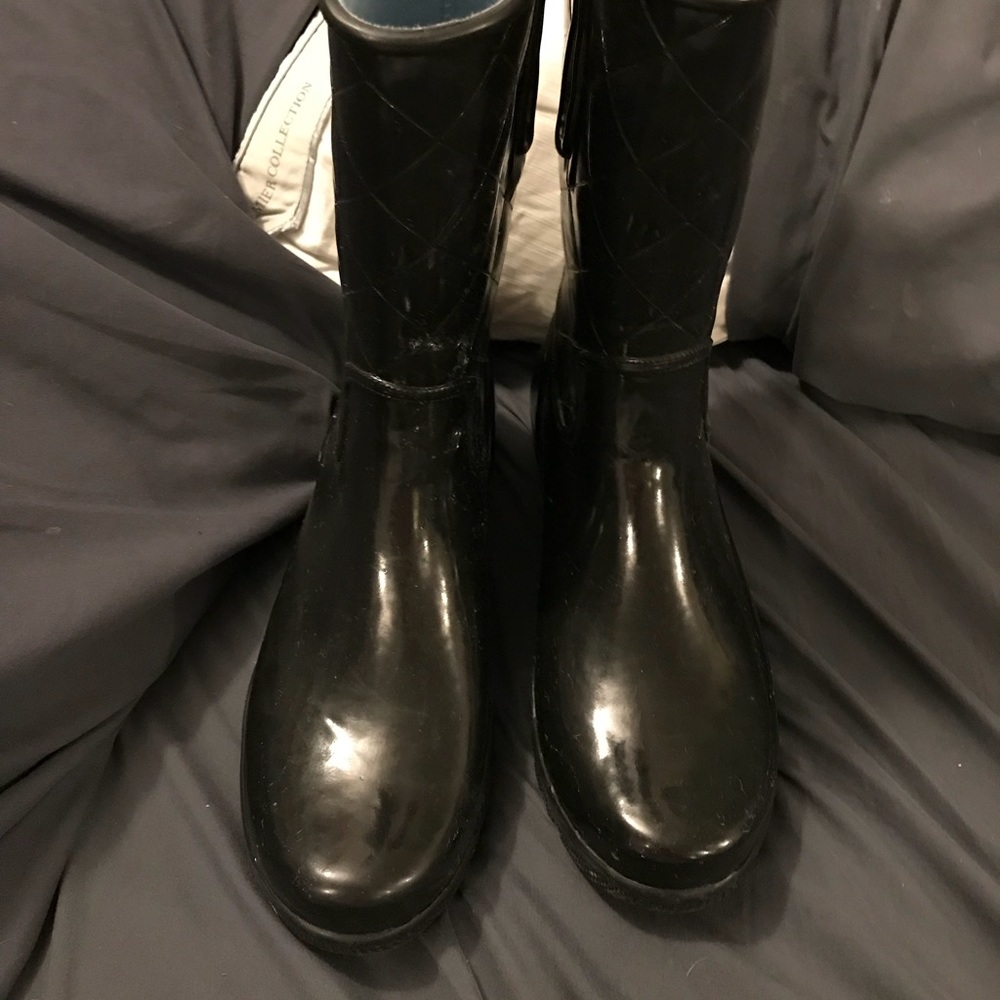 Sperry rain boots